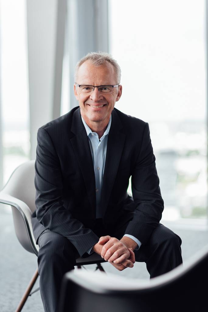 Bernhard Sommer ist Geschäftsführer der Interflex Datensysteme GmbH, einem international führenden Anbieter integrierter Systeme für die Zutrittskontrolle und die Zeiterfassung.