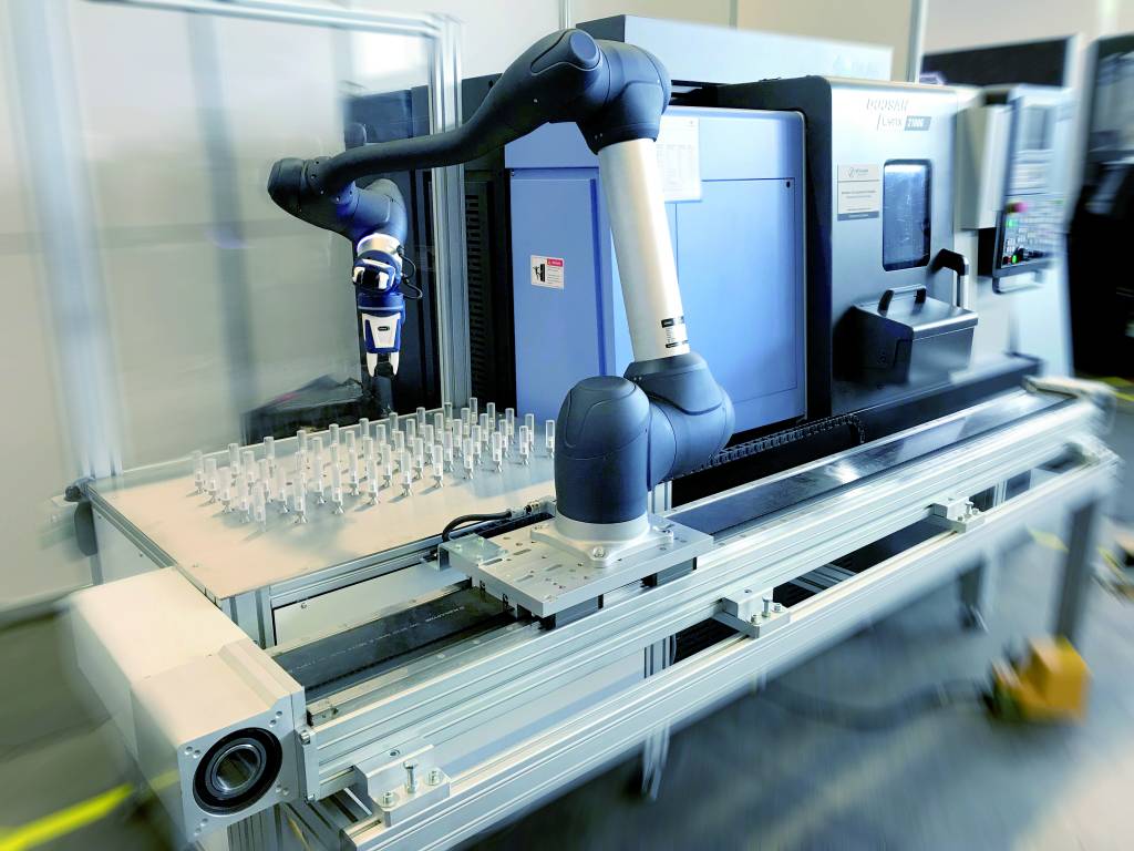 Für Roboter mit kleineren und mittleren Nutzlasten bietet Rollon eine große Auswahl an modularen Verfahrachsen aus Aluminium.