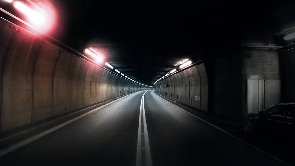 Bild 1 I Im Normalbetrieb durchfahren jährlich circa 6,5 Millionen Fahrzeuge den Gotthard-Straßentunnel, davon eine Million Lkw. Seit der Eröffnung 1980 (2,8 Millionen Fahrzeuge) hat sich der Verkehr somit fast verdreifacht.
