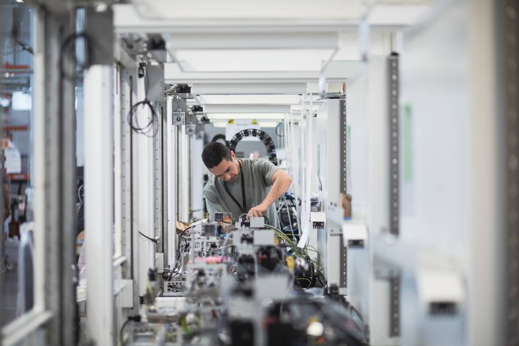 Montage für die Photonik-Industrie: Die Tech Group beliefert Anwender von hochpräzisen Produktionsanlagen wie das deutsche Unternehmen FiconTec.