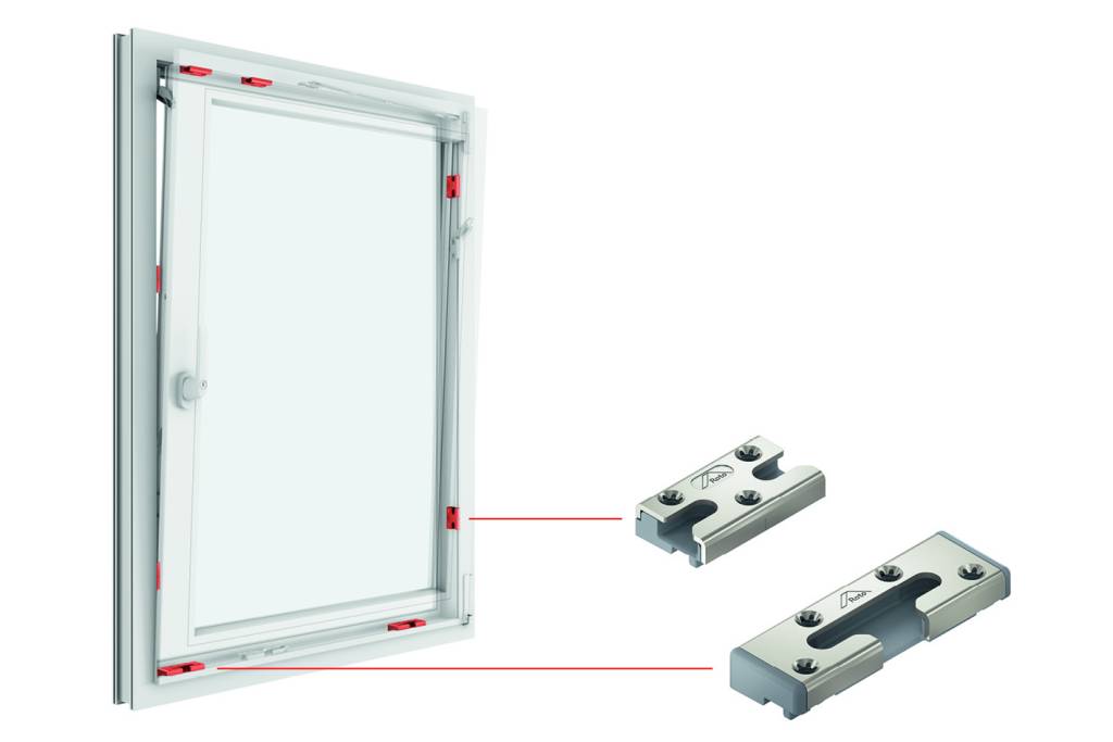 Das "Roto NX"-Sortiment umfasst ab sofort optimierte Stahlrahmenteile, die sich in Kombination mit Sicherheitsschließzapfen für PVC- und Holzfenster bis RC 3-Niveau eignen.