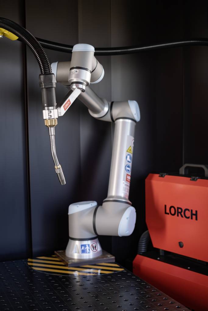 Cobot-Lösungen von Lorch: für kleine und mittlere Unternehmen das ideale Instrument, um in die Automatisierung von Schweißvorgängen einzusteigen.