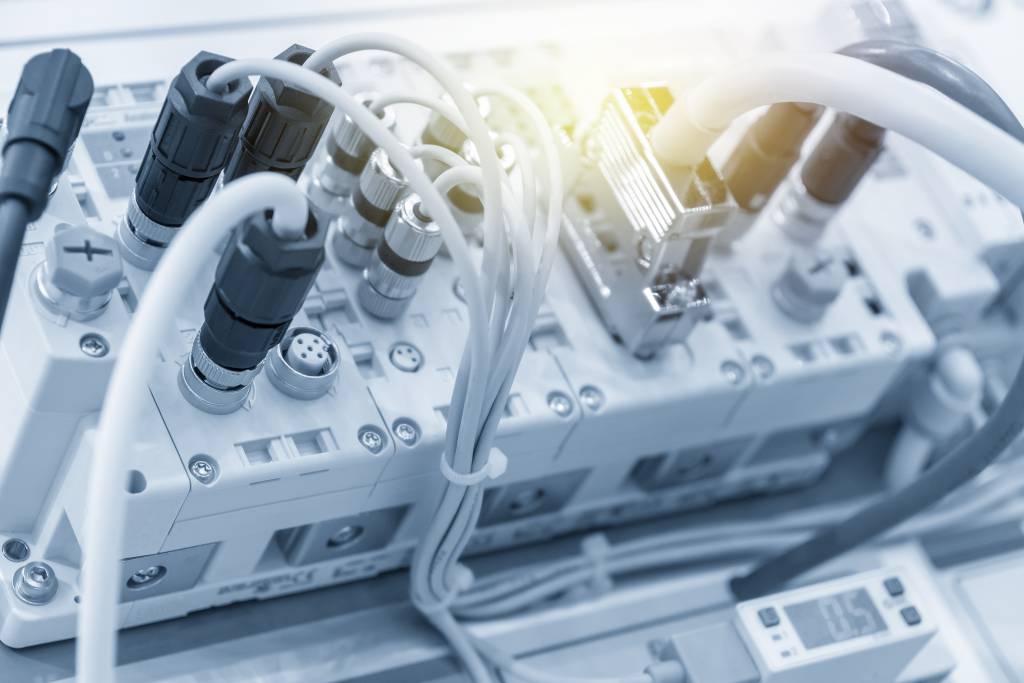 Die Digitalisierung der Automatisierung birgt einen hohen Bedarf an industrietauglichen Konnektivitätslösungen.