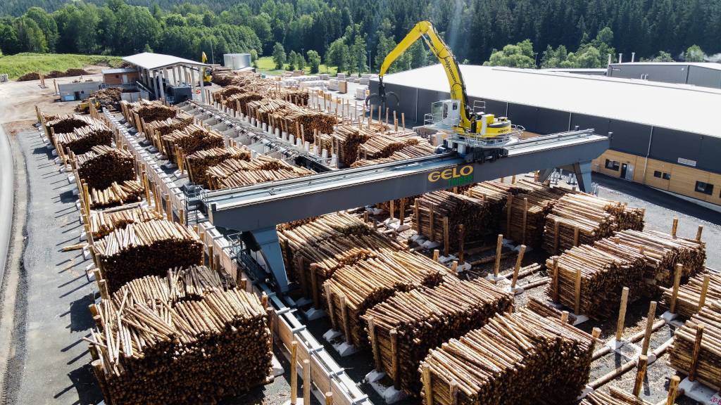 Gelo Timber hat in Wunsiedel im Fichtelgebirge das weltweit modernste Schwachholzsägewerk errichtet.