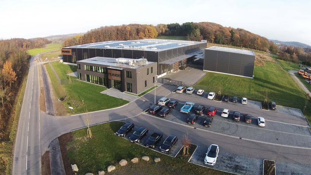 Energieautark und CO2-neutral: Der Firmensitz von Runge im niedersächsischen Bissendorf. Auf dem Dach befindet sich eine Fotovoltaikanlage mit 153kW peak.