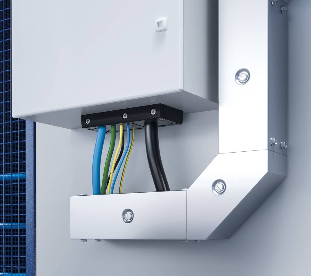 Bild 1 | Durch das Cabseal lassen bis zu 40 Kabel mit der hohen Schutzart IP66 in Schaltschränke und Gehäuse einführen.