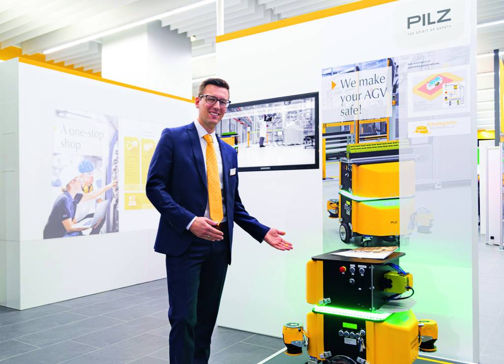 Pilz zeigt auf der Fachmesse Logimat seine Lösungen aus Safety und Industrial Security rund um die sichere Automatisierung und den sicheren Betrieb von FTS. Das Motto: "Wir machen Ihr FTS sicher!"