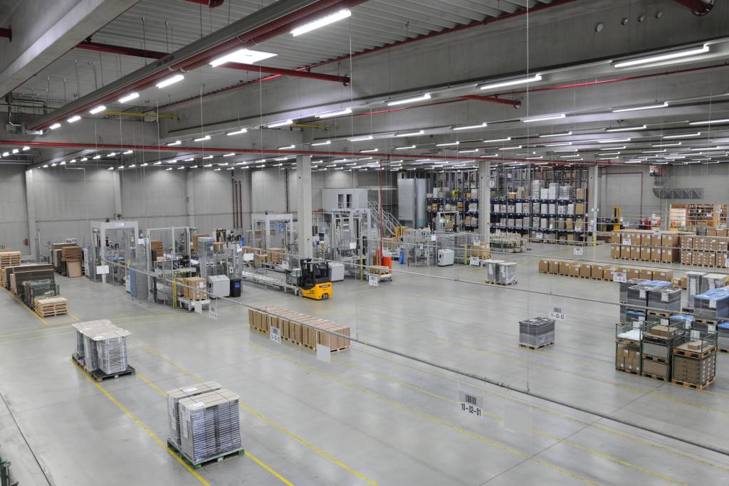 Abb. 1: Den Zuschlag für das Warehouse Management System im Zentrallager der Hettich Gruppe erhielt PSIwms von PSI Logistics, Berlin.