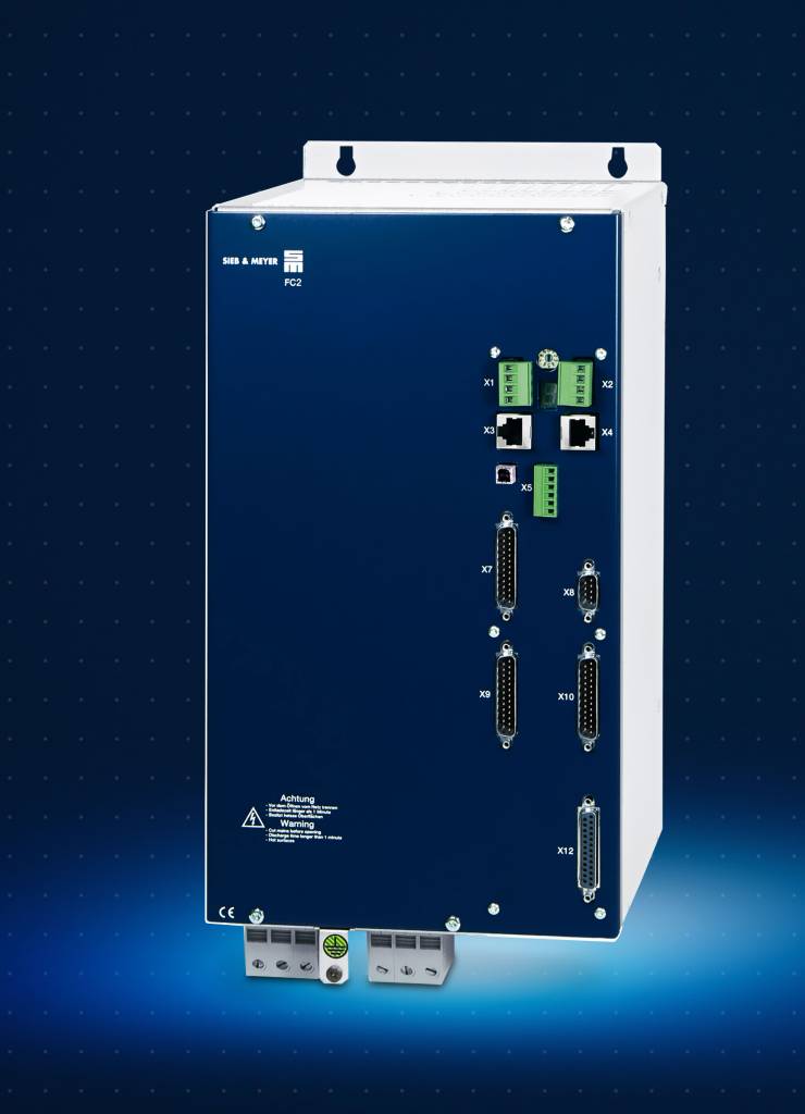 Der hochspezialisierte Frequenzumrichter FC2 ist interessant für alle Anwendungen, bei denen mehrere Spindeln mit Asynchronmotoren angetrieben werden müssen.