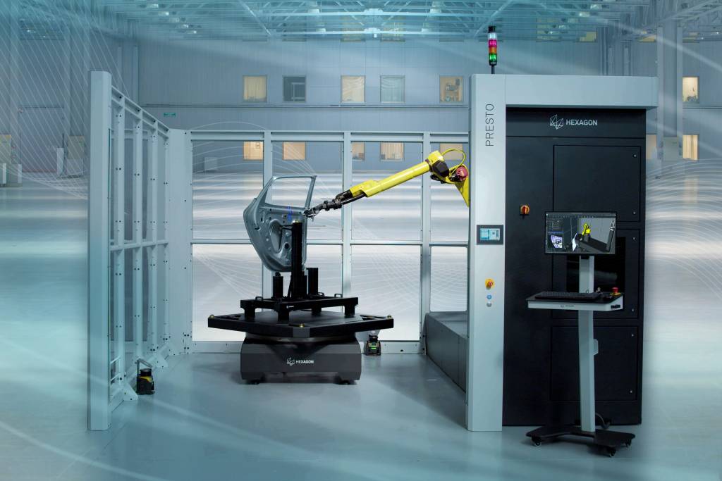 Die automatisierte Robotermesszelle soll auch auch von Anwendern ohne Expertenwissen in Robotik und Messtechnik bedient werden.