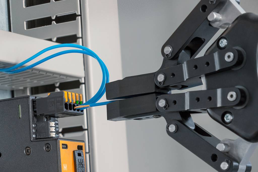 Bild 2 | Die Anschlusstechnologie ist für die automatisierte, robotergestützte Verdrahtung ausgelegt.