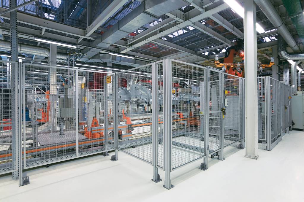 Mit dem erweiterten EcoSafe-Programm von Bosch Rexroth können Schutzeinrichtungen schneller, flexibler und kostengünstiger realisiert werden.